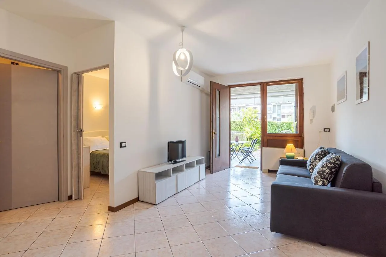 Apt Green Residence Desenzano Desenzano del Garda Italy