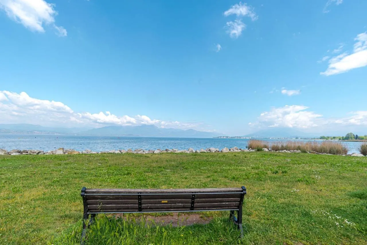 Apartment Apt Green Residence Desenzano Desenzano del Garda