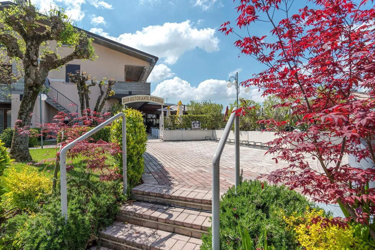 Apartment Apt Green Residence Desenzano Desenzano del Garda