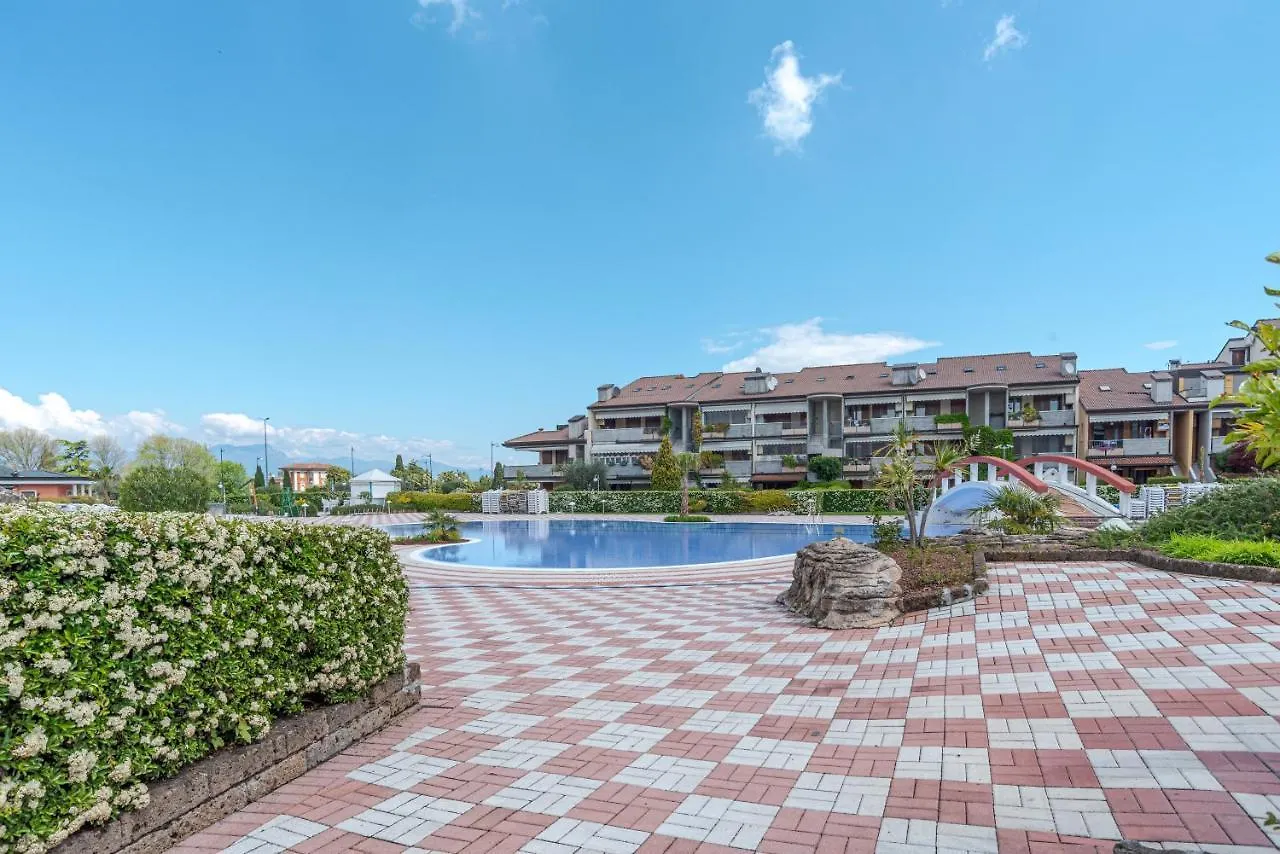 Apartment Apt Green Residence Desenzano Desenzano del Garda